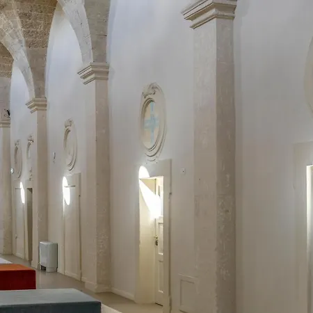 Chiostro Dei Domenicani - Dimora Storica レッチェ