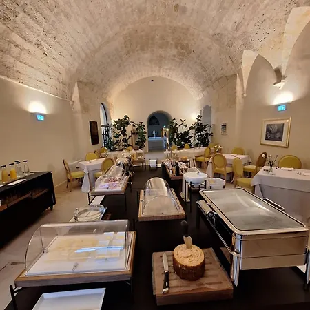 Chiostro Dei Domenicani - Dimora Storica Hotel 4*
