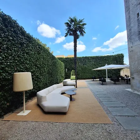 Chiostro Dei Domenicani - Dimora Storica 4*