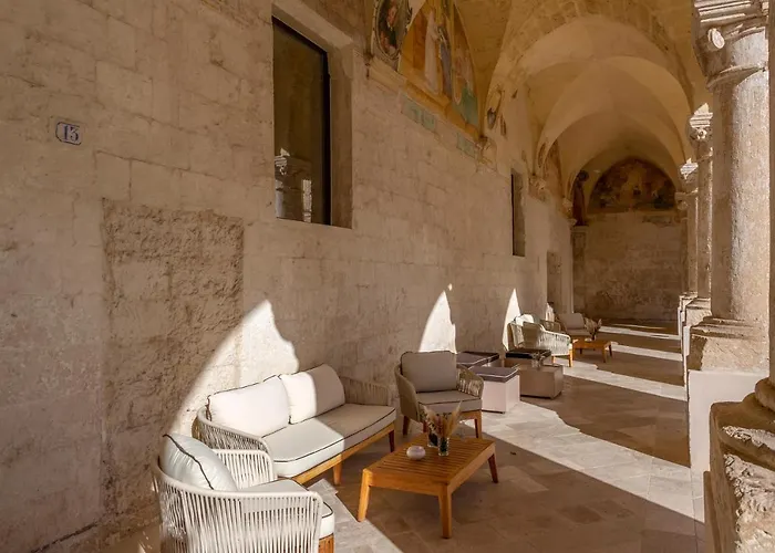 Otel Chiostro Dei Domenicani - Dimora Storica 4*